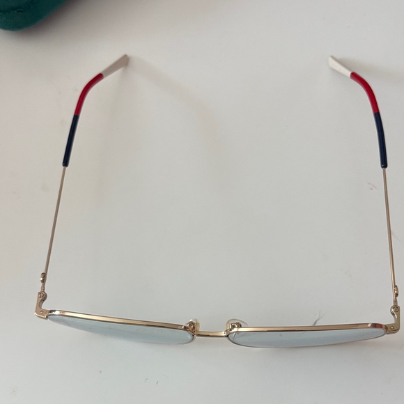 Gucci sunglasses - Picture 3 of 4